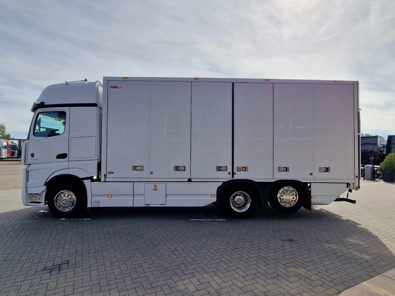 Mercedes-Benz Actros 2545 6x2*4 - Box with sidedoors - Loadlift - Steering axle - Full air - Camera - Lastbil med skåp: bild 4 Mercedes-Benz Actros 2545 6x2*4 - Box with sidedoors - Loadlift - Steering axle - Full air - Camera - Lastbil med skåp: bild 4