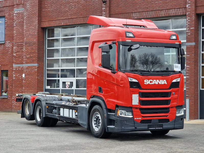 Scania R540 NGS 6x2 - BDF - Retarder - Full air - Navi - Led - Fridge - 4.95 WB - Containerbil/ Växelflak lastbil: bild 1 Scania R540 NGS 6x2 - BDF - Retarder - Full air - Navi - Led - Fridge - 4.95 WB - Containerbil/ Växelflak lastbil: bild 1