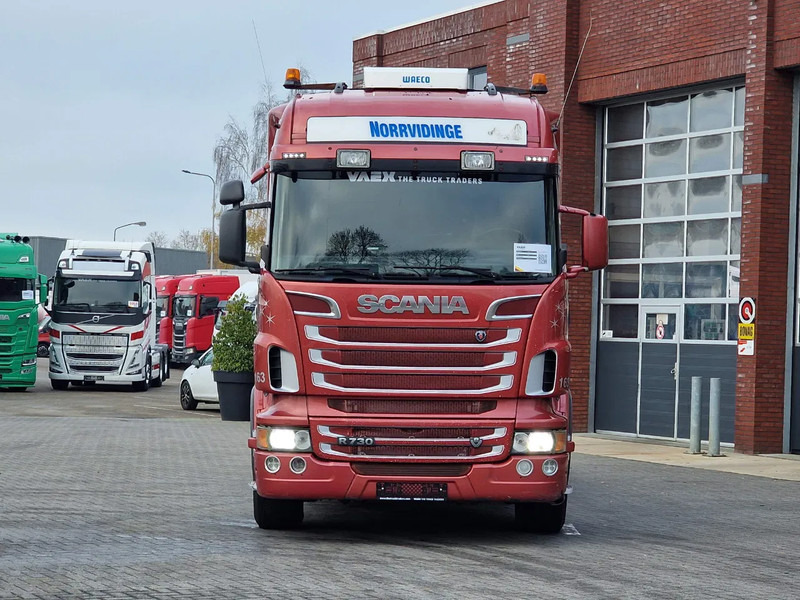 Scania R730 V8 Highline - 8x4*4 - JOAB Hooklift - Steering axle - Full air - Night clima - Lastväxlare lastbil: bild 2 Scania R730 V8 Highline - 8x4*4 - JOAB Hooklift - Steering axle - Full air - Night clima - Lastväxlare lastbil: bild 2