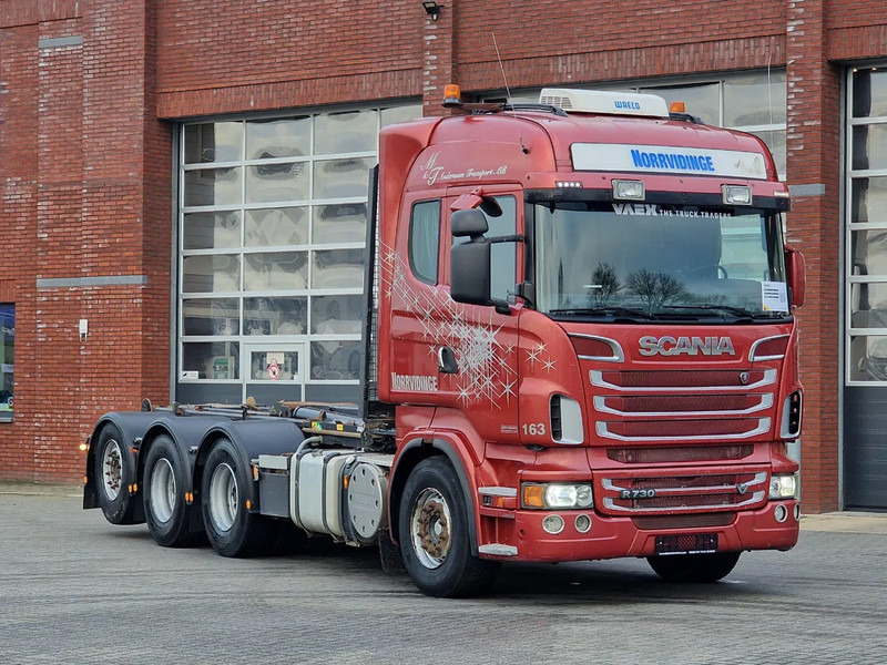 Scania R730 V8 Highline - 8x4*4 - JOAB Hooklift - Steering axle - Full air - Night clima - Lastväxlare lastbil: bild 1 Scania R730 V8 Highline - 8x4*4 - JOAB Hooklift - Steering axle - Full air - Night clima - Lastväxlare lastbil: bild 1
