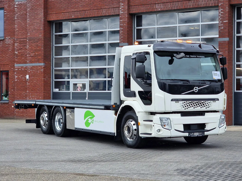 Volvo FE 6x2*4 - Electric - Demo - 32Tkm - Loading ramps - Winch - Elektrisch - Biltransportbil lastbil, Ellastbil: bild 1 Volvo FE 6x2*4 - Electric - Demo - 32Tkm - Loading ramps - Winch - Elektrisch - Biltransportbil lastbil, Ellastbil: bild 1