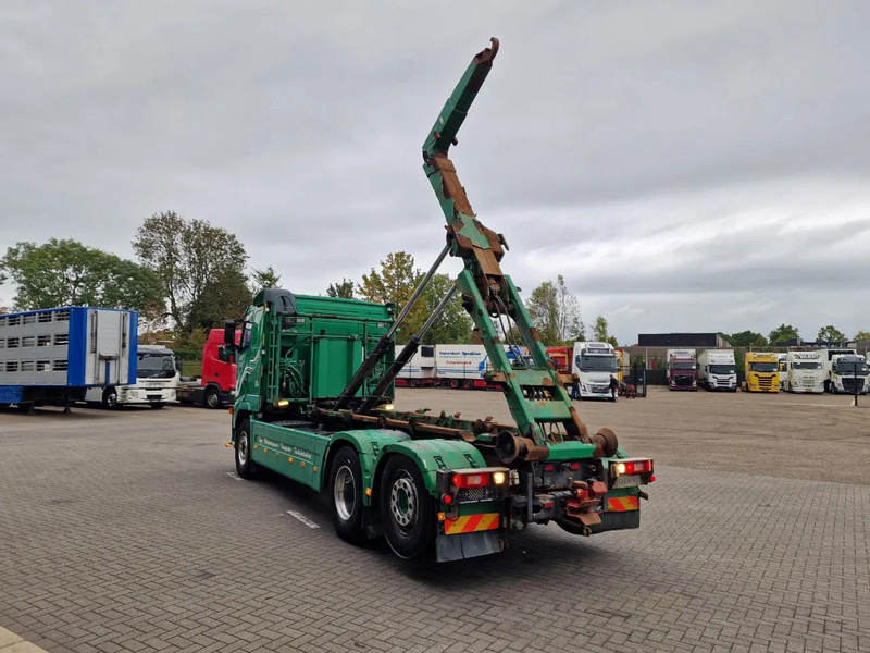 Volvo FH 13.440 6x2*4 - HIAB Hooklift 17T - Euro 5 - I shift - Steering axle - Lastväxlare lastbil: bild 5 Volvo FH 13.440 6x2*4 - HIAB Hooklift 17T - Euro 5 - I shift - Steering axle - Lastväxlare lastbil: bild 5
