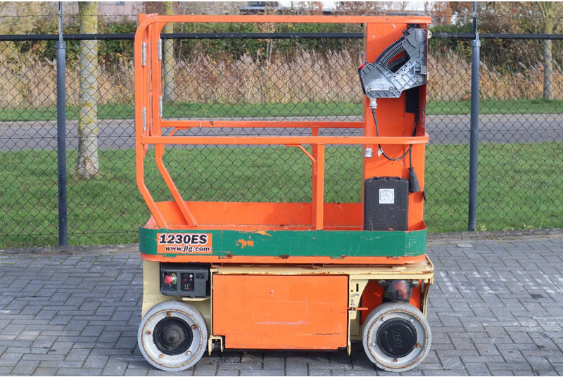 JLG 1230 ES | 5.6 METER | 230 KG - Teleskoplift: bild 1 JLG 1230 ES | 5.6 METER | 230 KG - Teleskoplift: bild 1