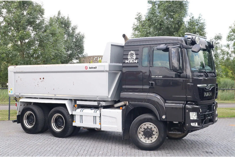 MAN TGS 26.500 | 6X6 | HYDRODRIVE | RETARDER | BIG AXLES | EURO 6 - Tippbil lastbil: bild 2 MAN TGS 26.500 | 6X6 | HYDRODRIVE | RETARDER | BIG AXLES | EURO 6 - Tippbil lastbil: bild 2