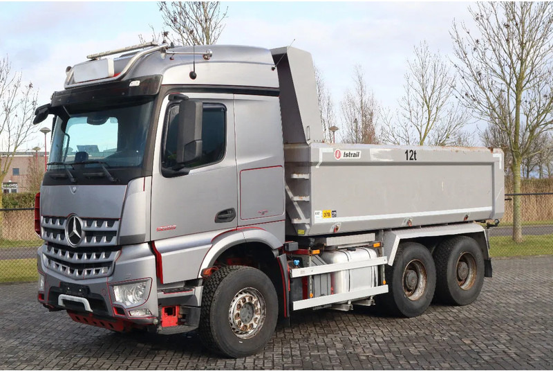 Mercedes-Benz Arocs 2658 2858 | 6X4 EURO 6 BIG AXLES | RETARDER | ENGINE PROBLEM - Tippbil lastbil: bild 1 Mercedes-Benz Arocs 2658 2858 | 6X4 EURO 6 BIG AXLES | RETARDER | ENGINE PROBLEM - Tippbil lastbil: bild 1