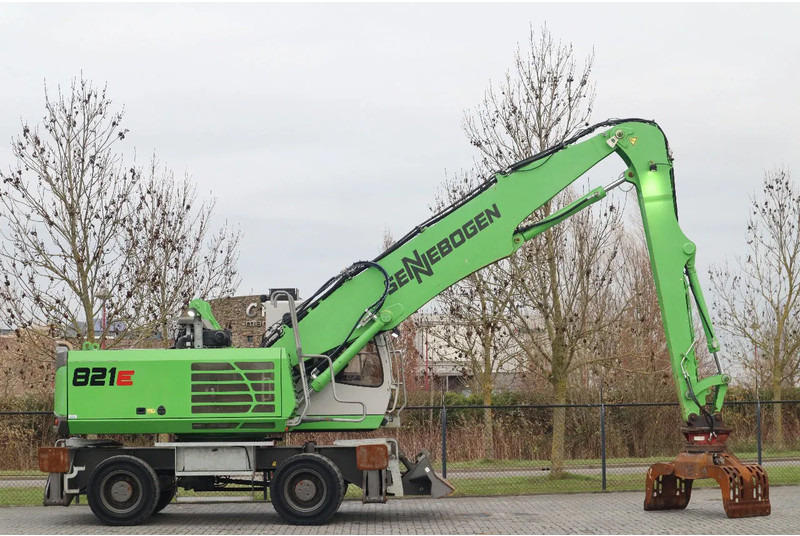 Sennebogen 821E | 821 E | SORTING GRAB | DOZERBLADE | GREAT CONDITION - Grävmaskin på däck: bild 4 Sennebogen 821E | 821 E | SORTING GRAB | DOZERBLADE | GREAT CONDITION - Grävmaskin på däck: bild 4