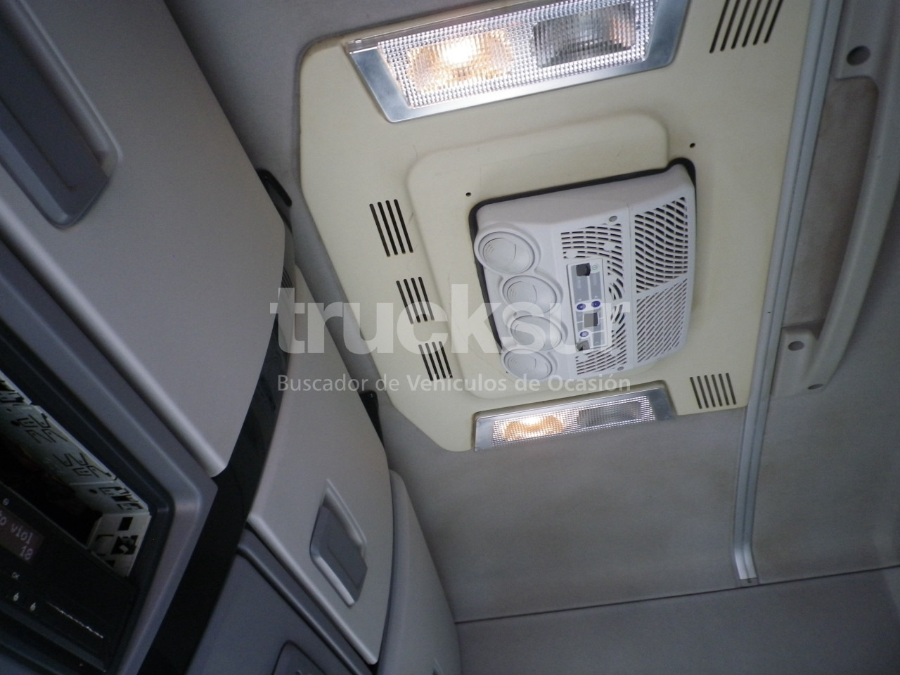 Leasa RENAULT T480 SLEEPER CAB RENAULT T480 SLEEPER CAB: bild 11 Leasa RENAULT T480 SLEEPER CAB RENAULT T480 SLEEPER CAB: bild 11