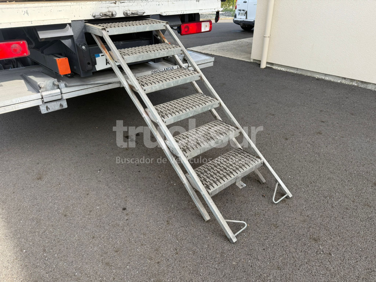 Lastbil med skåp RENAULT D320.18: bild 10