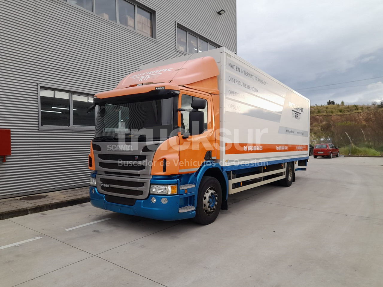 SCANIA P280 - Lastbil med skåp: bild 1 SCANIA P280 - Lastbil med skåp: bild 1