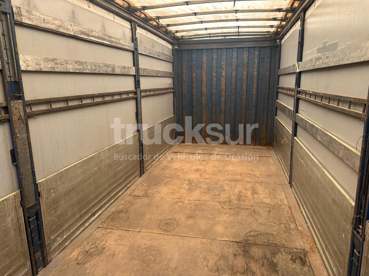 SCANIA SEMITAULINER AUTOPORTANTE - Kapell växelflak: bild 3 SCANIA SEMITAULINER AUTOPORTANTE - Kapell växelflak: bild 3