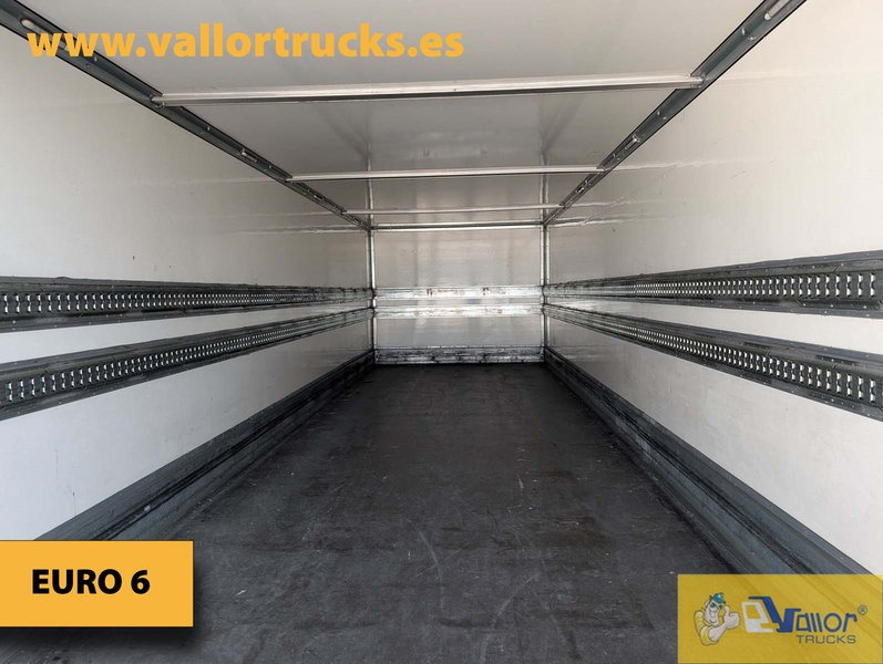 IVECO EUROCARGO 120E25 - Lastbil med skåp: bild 4 IVECO EUROCARGO 120E25 - Lastbil med skåp: bild 4