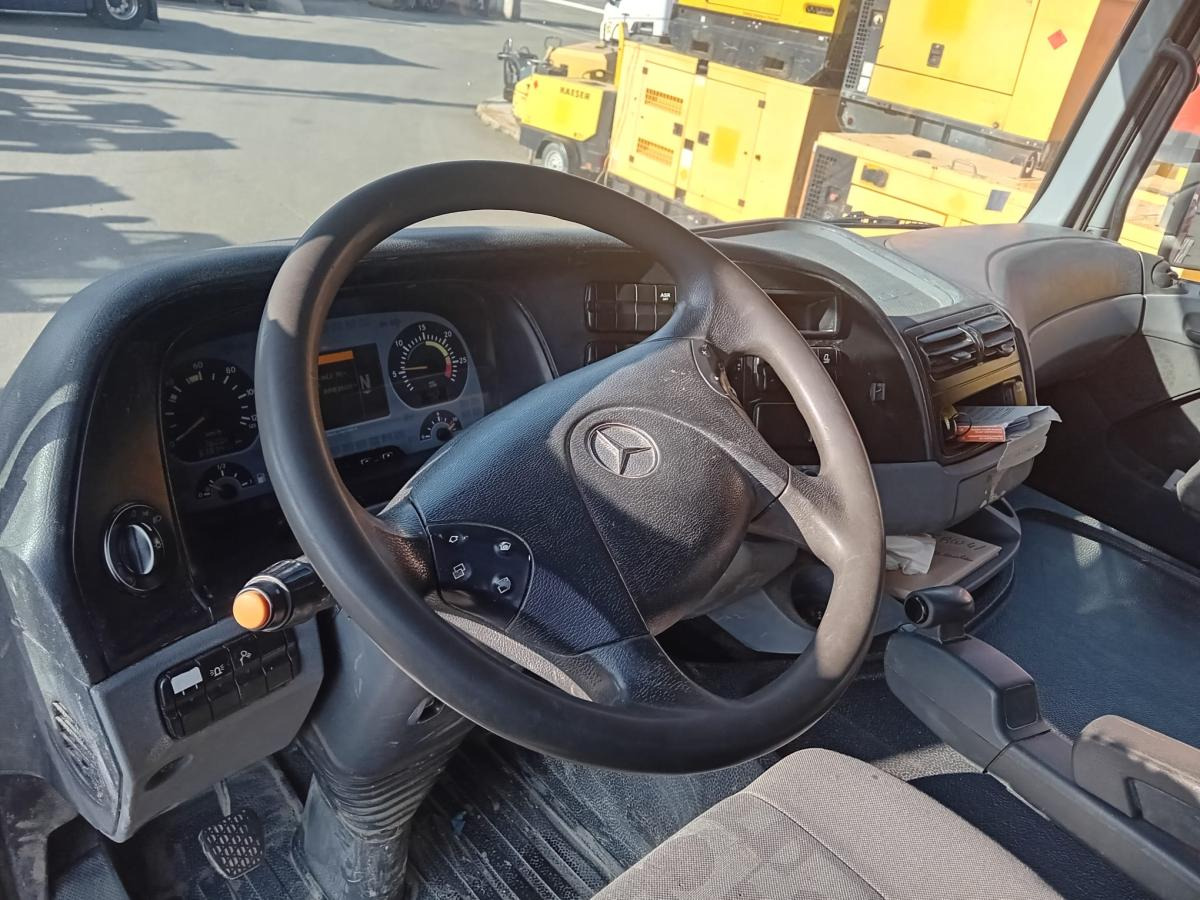 Dragbil Mercedes Actros 3350: bild 6