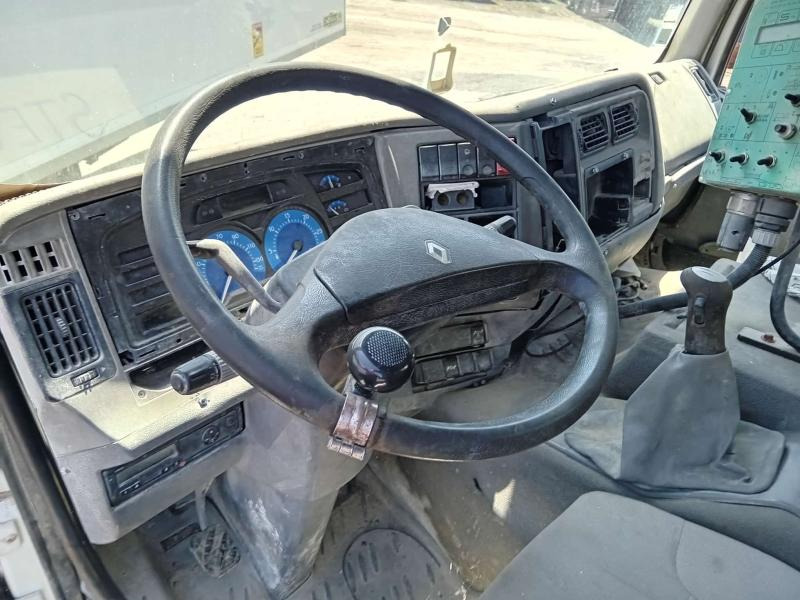 Renault Kerax - Lastbil: bild 3 Renault Kerax - Lastbil: bild 3