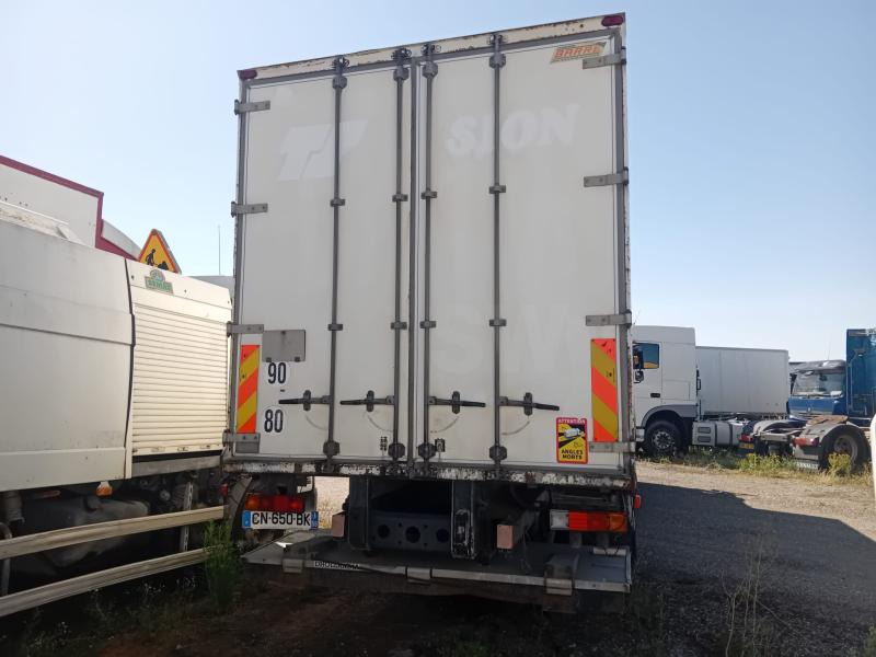 Mercedes Axor 1829 - Lastbil med skåp: bild 2 Mercedes Axor 1829 - Lastbil med skåp: bild 2