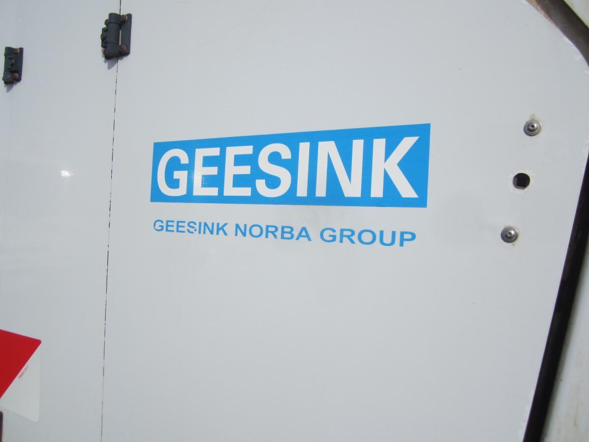 Mercedes Axor 2533 - Sopbil: bild 4 Mercedes Axor 2533 - Sopbil: bild 4