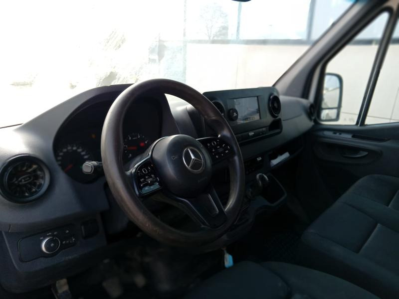 Mercedes Sprinter - Transportbil med tippflak: bild 5 Mercedes Sprinter - Transportbil med tippflak: bild 5