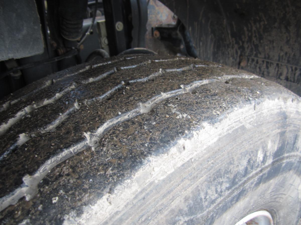 Renault Kerax 320 DCI - Tippbil lastbil: bild 3 Renault Kerax 320 DCI - Tippbil lastbil: bild 3