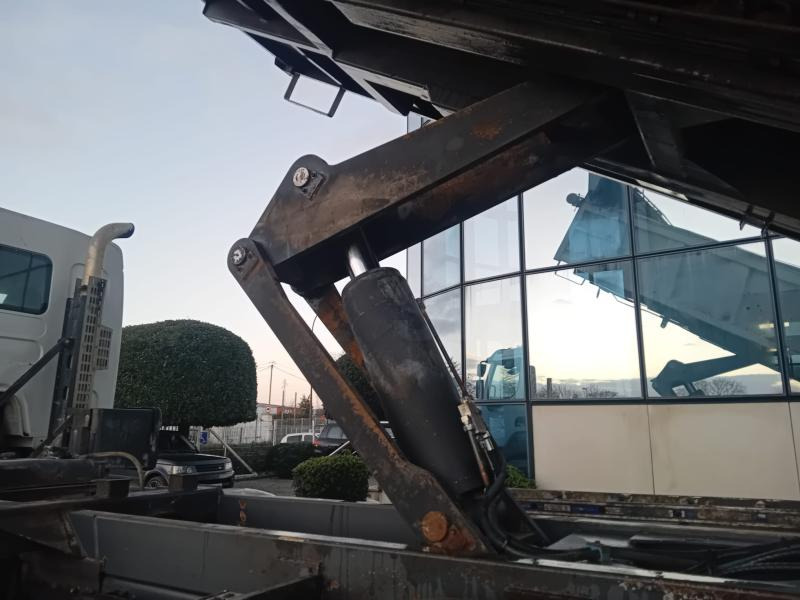 Renault Kerax 410 DXI - Tippbil lastbil: bild 4 Renault Kerax 410 DXI - Tippbil lastbil: bild 4