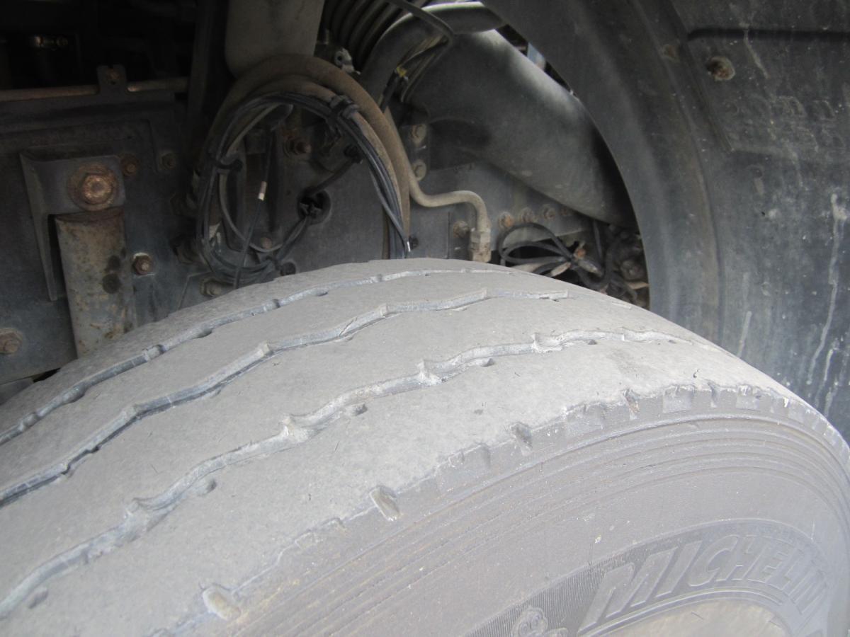 Renault Kerax 460 DXI - Liftdumper lastbil: bild 3 Renault Kerax 460 DXI - Liftdumper lastbil: bild 3