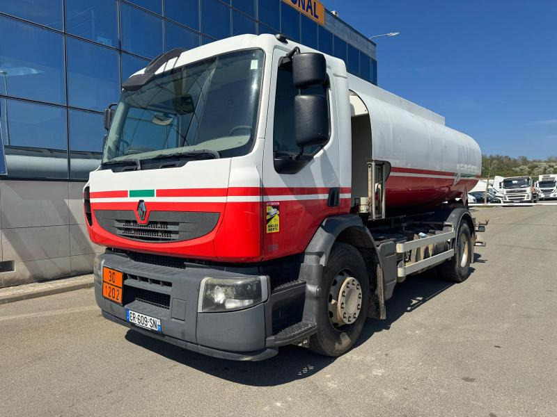 Renault Premium - Tankbil: bild 1 Renault Premium - Tankbil: bild 1
