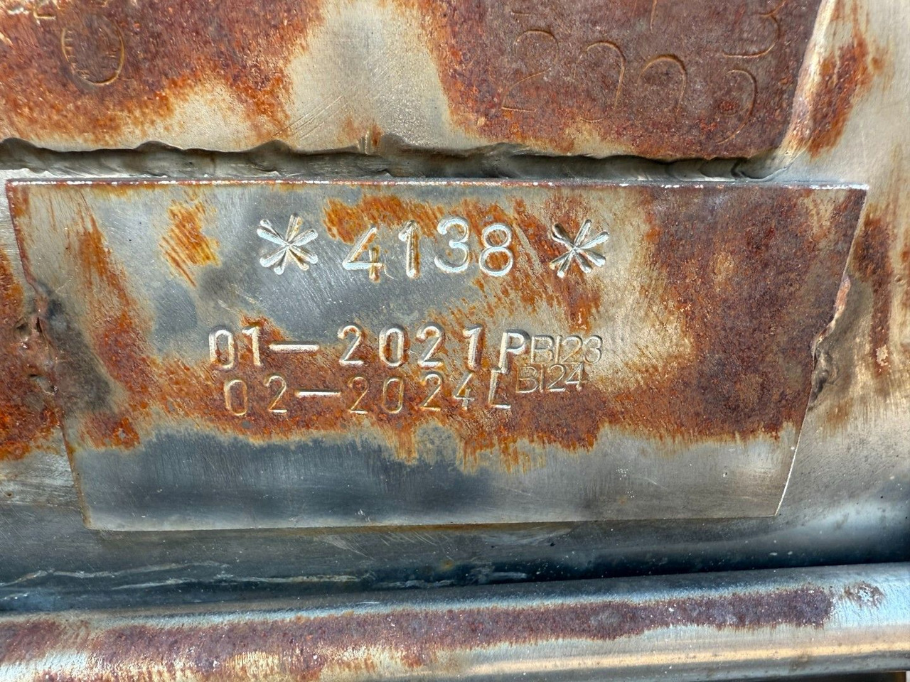 Burg 3 axle 3 compartments 32.200 L ADR - Tanktrailer: bild 4 Burg 3 axle 3 compartments 32.200 L ADR - Tanktrailer: bild 4