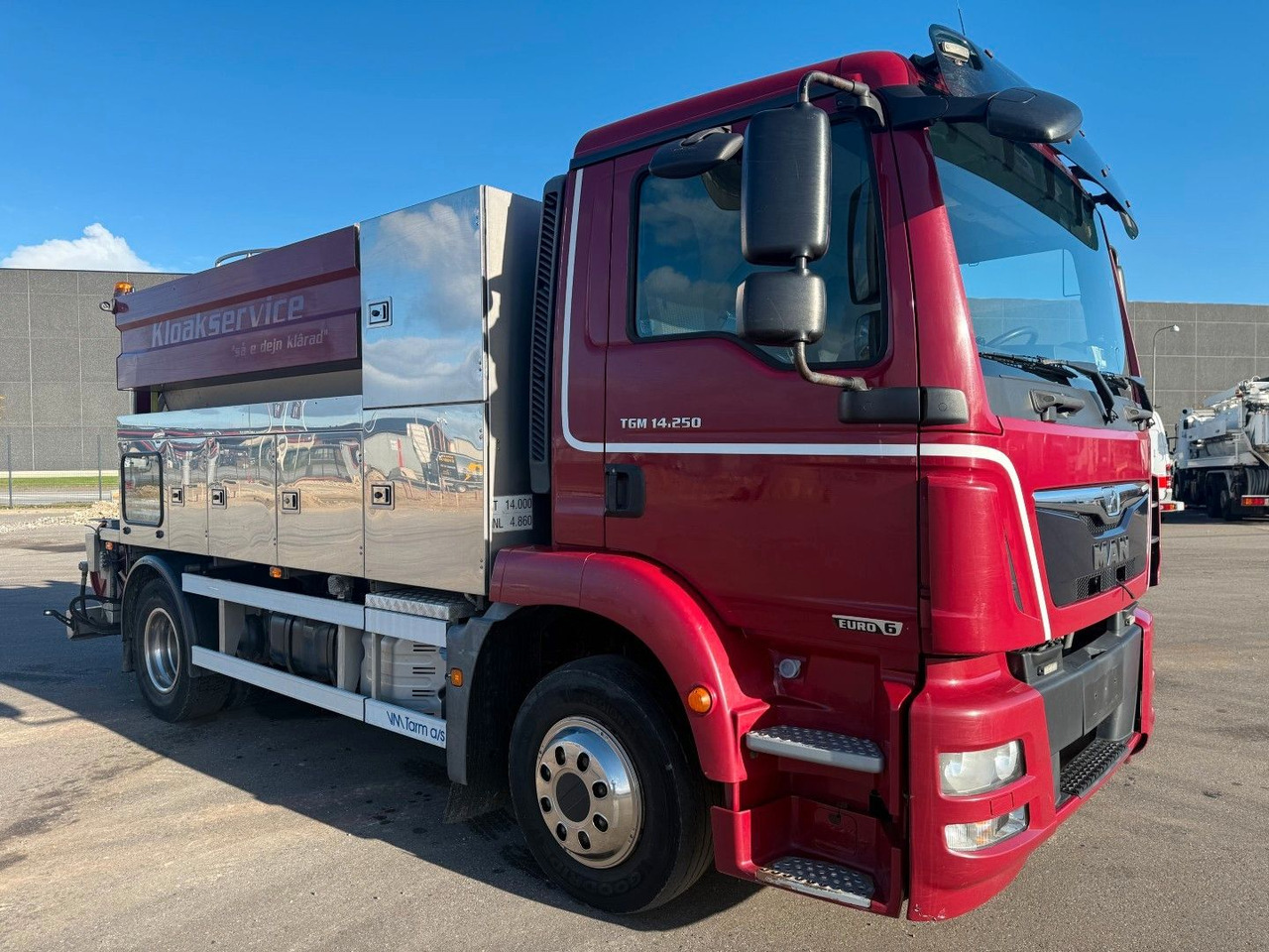 MAN TGM 14.250 VM-Tarm Stainless Steel 5600 l. Kombi - Sugbil: bild 2 MAN TGM 14.250 VM-Tarm Stainless Steel 5600 l. Kombi - Sugbil: bild 2
