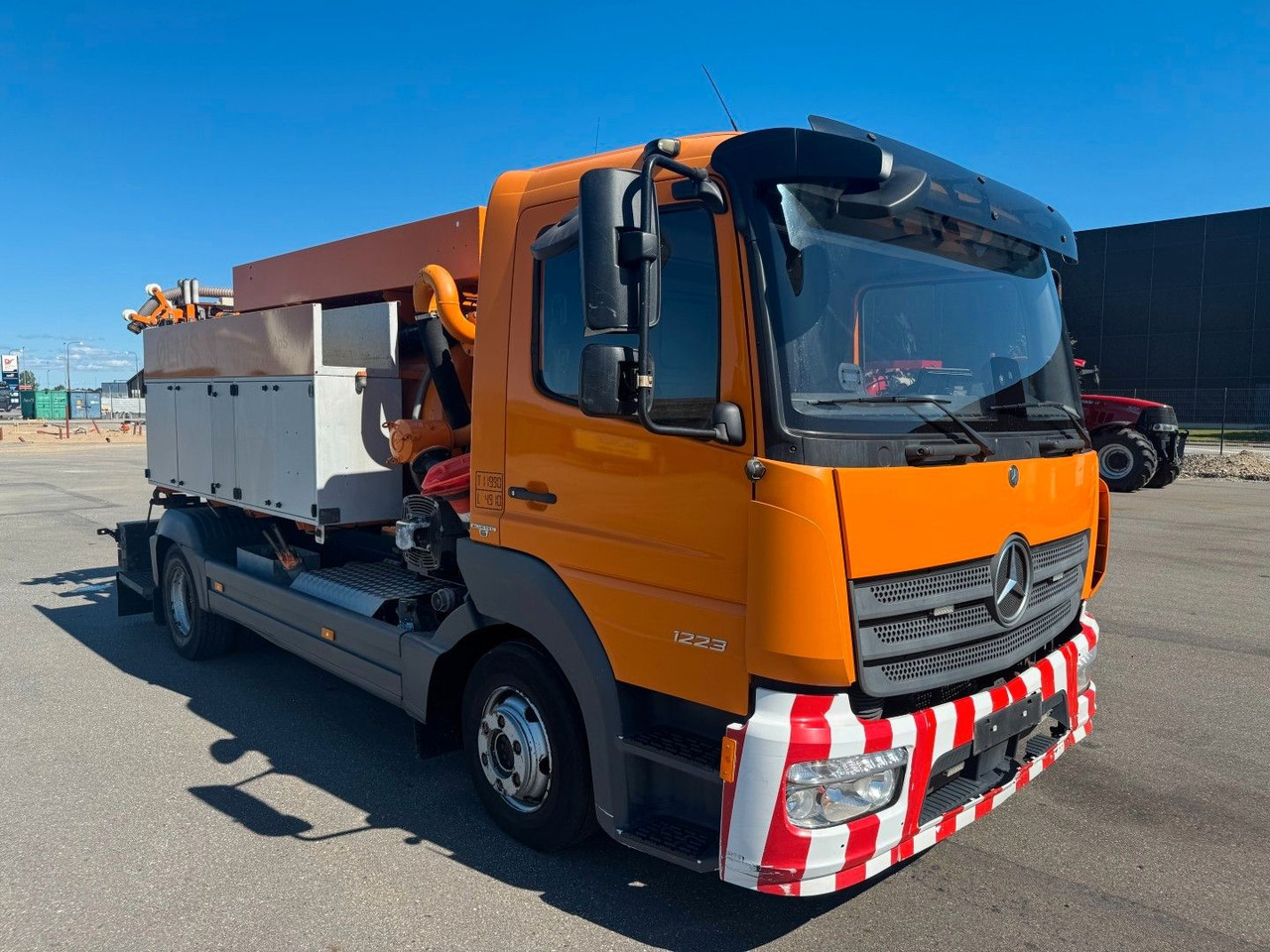 Mercedes-Benz Atego 1223 4x2 Euro 6 Cityflex 204 - Sugbil: bild 2 Mercedes-Benz Atego 1223 4x2 Euro 6 Cityflex 204 - Sugbil: bild 2