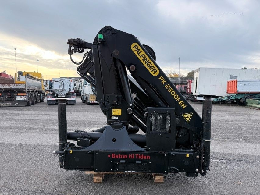 Palfinger PK 23001 EH Radio Remote / Kran / Crane - Kranbil: bild 1 Palfinger PK 23001 EH Radio Remote / Kran / Crane - Kranbil: bild 1