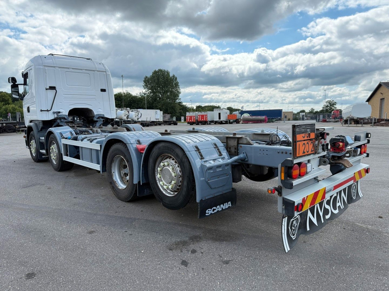 Scania G450 8x2*6 ADR Chassis / Fahrgestell / Euro 6 - Chassi lastbil: bild 4 Scania G450 8x2*6 ADR Chassis / Fahrgestell / Euro 6 - Chassi lastbil: bild 4