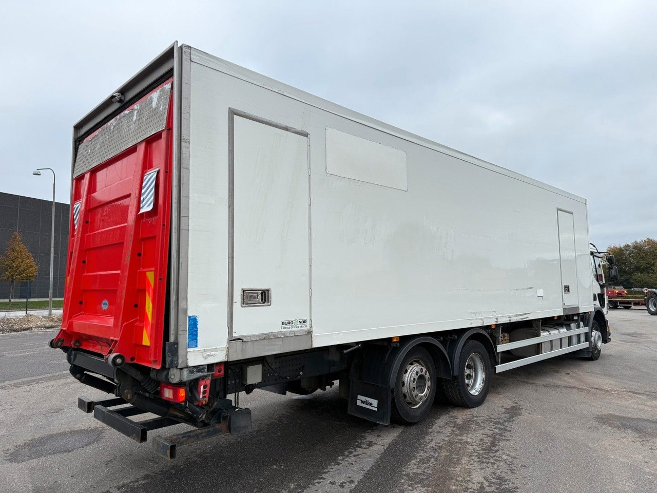 Volvo FE320 6x2*4 TK T1200-R Spectrum 9,80 m. koffer - Kylbil lastbil: bild 3 Volvo FE320 6x2*4 TK T1200-R Spectrum 9,80 m. koffer - Kylbil lastbil: bild 3