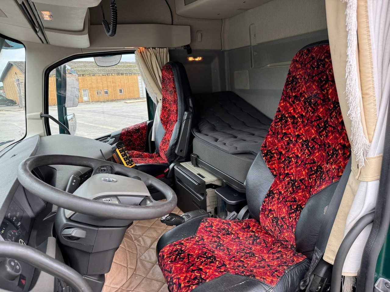 Volvo FH 500 8x2*6 Tipper Euro 6 - Tippbil lastbil: bild 5 Volvo FH 500 8x2*6 Tipper Euro 6 - Tippbil lastbil: bild 5