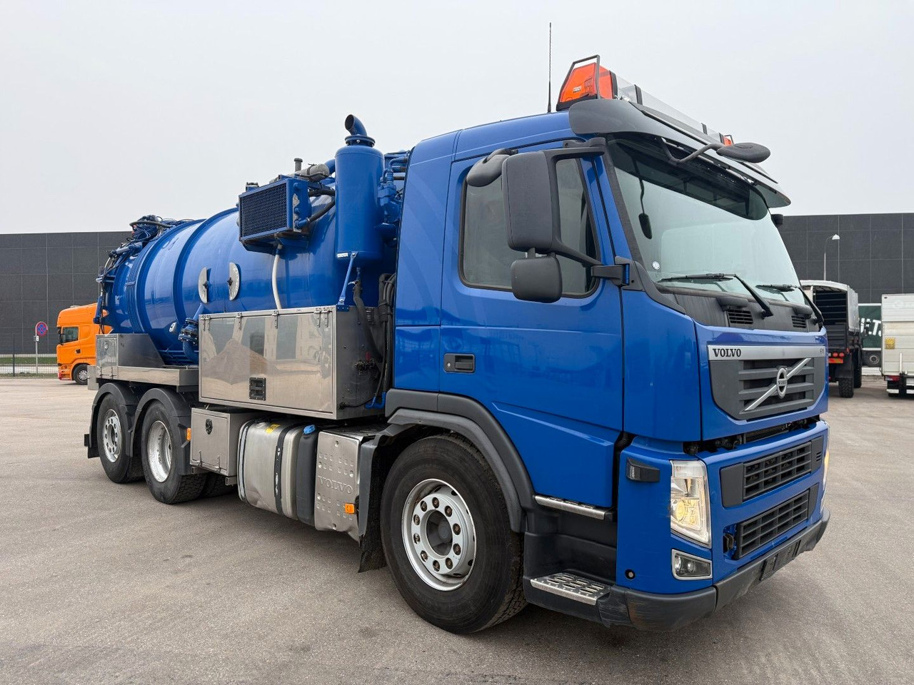 Volvo FM420 6x2*4 Interconsult 12.700 l. Stainless EEV - Sugbil: bild 2 Volvo FM420 6x2*4 Interconsult 12.700 l. Stainless EEV - Sugbil: bild 2