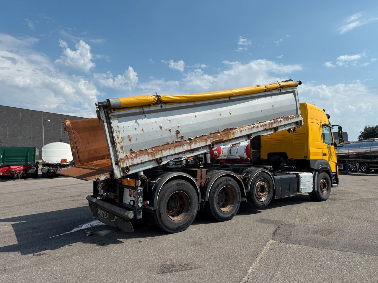 Volvo FMX500 8x4/4 Steel tipper Volvo FMX500 8x4/4 Steel tipper - Tippbil lastbil: bild 3 Volvo FMX500 8x4/4 Steel tipper Volvo FMX500 8x4/4 Steel tipper - Tippbil lastbil: bild 3