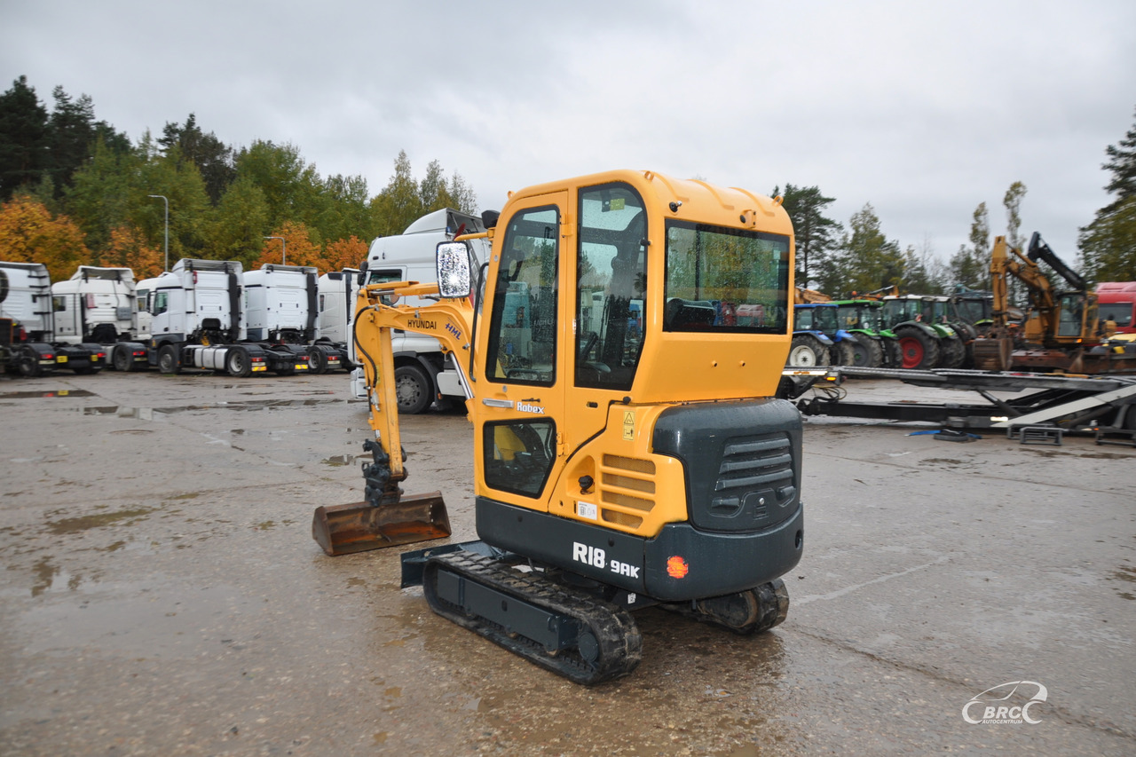 Hyundai R18-9AK - Minigrävmaskin: bild 5 Hyundai R18-9AK - Minigrävmaskin: bild 5