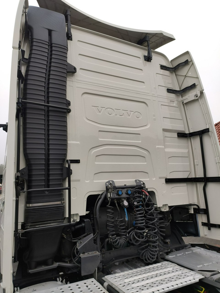 Dragbil Volvo FH 500 E6 Standard Globetrotter XL: bild 14 Dragbil Volvo FH 500 E6 Standard Globetrotter XL: bild 14