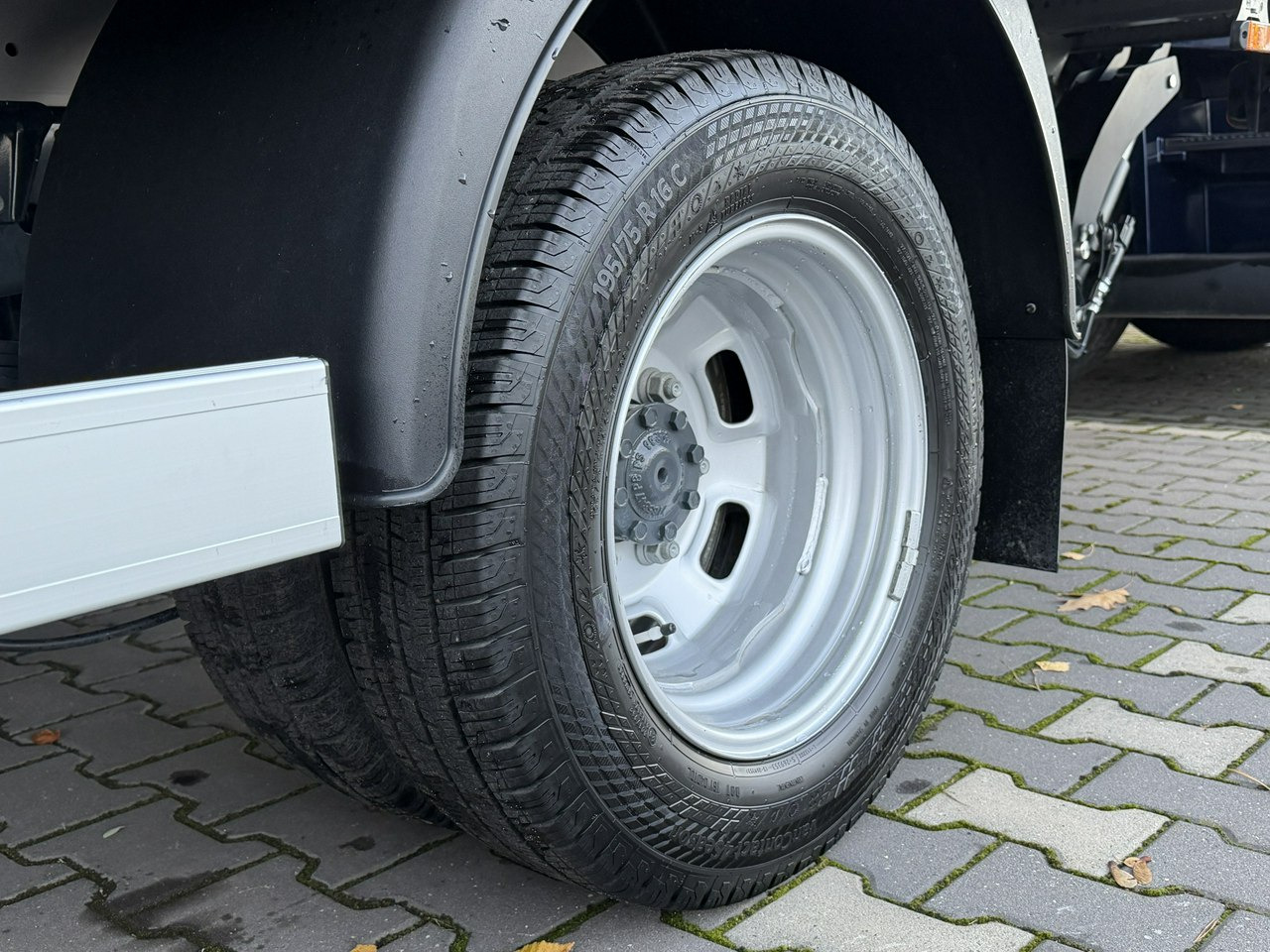 Iveco Daily 35C16 V - Volymskåp: bild 5 Iveco Daily 35C16 V - Volymskåp: bild 5