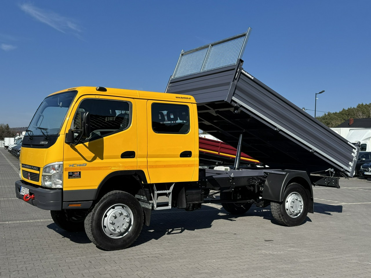 Mitsubishi Canter Fuso 4x4 17C18D 4.9/180KM Wywrotka 3-stronna - Tippbil lastbil: bild 5 Mitsubishi Canter Fuso 4x4 17C18D 4.9/180KM Wywrotka 3-stronna - Tippbil lastbil: bild 5