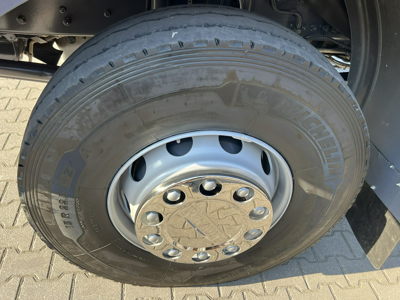 Renault Kerax 26.390 6x4 Mocny HDS FASSI F170 Sterowanie Radiowe - Tippbil lastbil, Kranbil: bild 4 Renault Kerax 26.390 6x4 Mocny HDS FASSI F170 Sterowanie Radiowe - Tippbil lastbil, Kranbil: bild 4