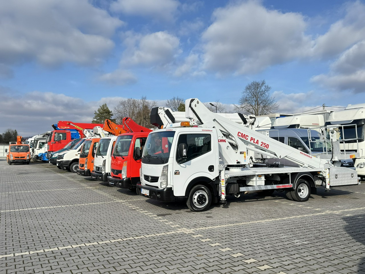 Renault Maxity - Billift: bild 1 Renault Maxity - Billift: bild 1