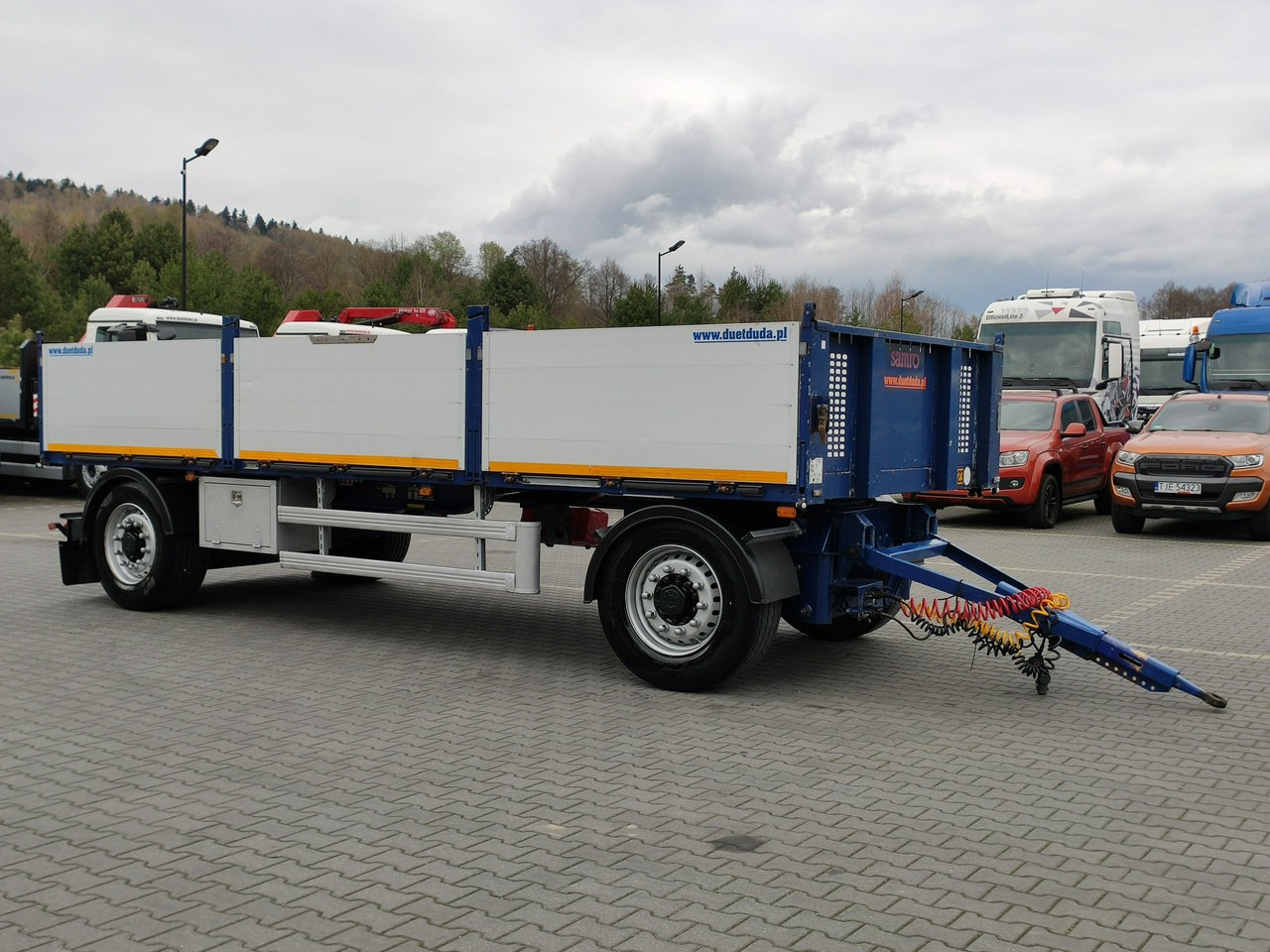 Samro Ciężarowa 2-osiowa na poduszkach - Flaksläp: bild 2 Samro Ciężarowa 2-osiowa na poduszkach - Flaksläp: bild 2