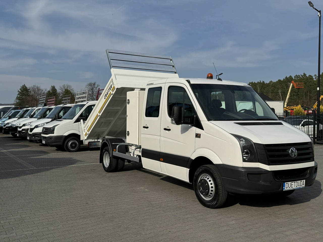 Volkswagen Crafter - Transportbil med tippflak: bild 2 Volkswagen Crafter - Transportbil med tippflak: bild 2