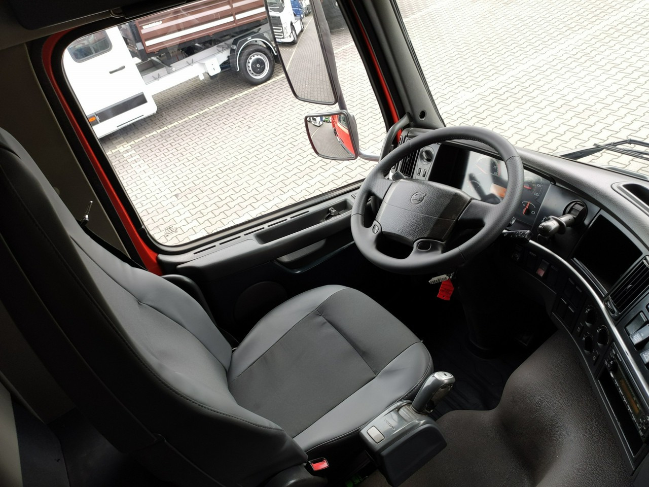 Tippbil lastbil, Kranbil Volvo FMX 410 6x4 13L HDS Radiowy Hydroburta: bild 30