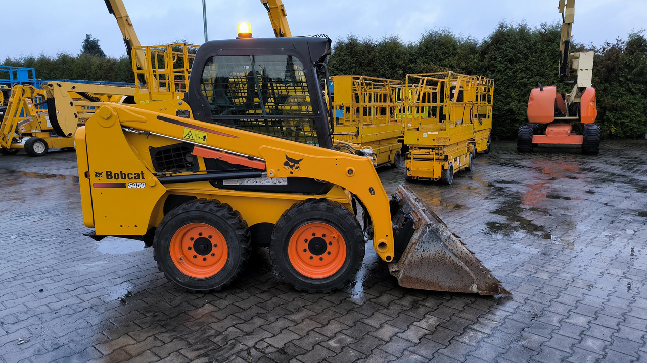 BOBCAT S450 - Kompaktlastare/ Slirstyrda lastare: bild 2 BOBCAT S450 - Kompaktlastare/ Slirstyrda lastare: bild 2
