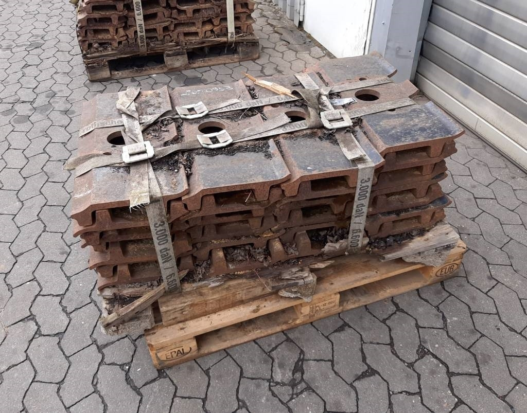 Hitachi Bodenplatten 650mm, Zweisteg - Larvband för Byggmaskiner: bild 3 Hitachi Bodenplatten 650mm, Zweisteg - Larvband för Byggmaskiner: bild 3