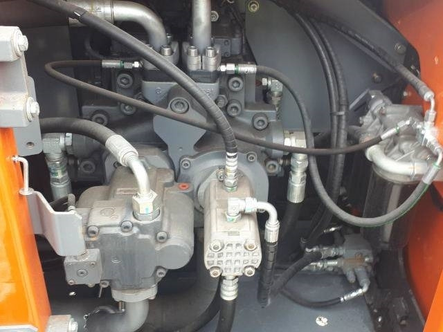 Bandgrävare Hitachi KTEG KLS540-6 Kiesel Lift Star: bild 9