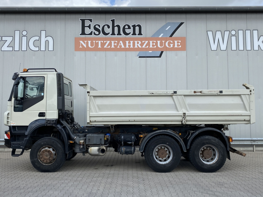 Iveco 410 6x6 - Tippbil lastbil: bild 3 Iveco 410 6x6 - Tippbil lastbil: bild 3