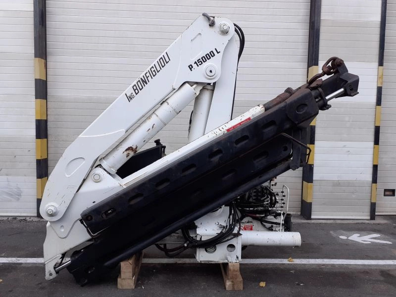 Grúa Bonfiglioli P.15000L - Lastbilskran för Lastbil: bild 2 Grúa Bonfiglioli P.15000L - Lastbilskran för Lastbil: bild 2