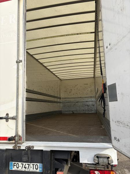 DAF LF 210 - Lastbil med skåp: bild 2 DAF LF 210 - Lastbil med skåp: bild 2