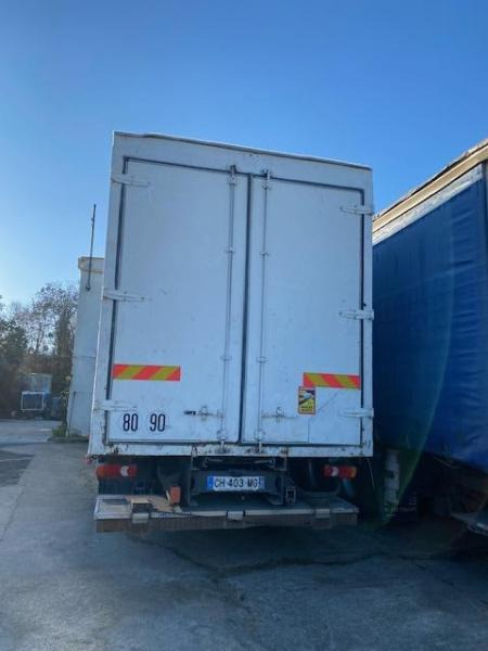 Volvo FE 300 - Lastbil med skåp: bild 4 Volvo FE 300 - Lastbil med skåp: bild 4