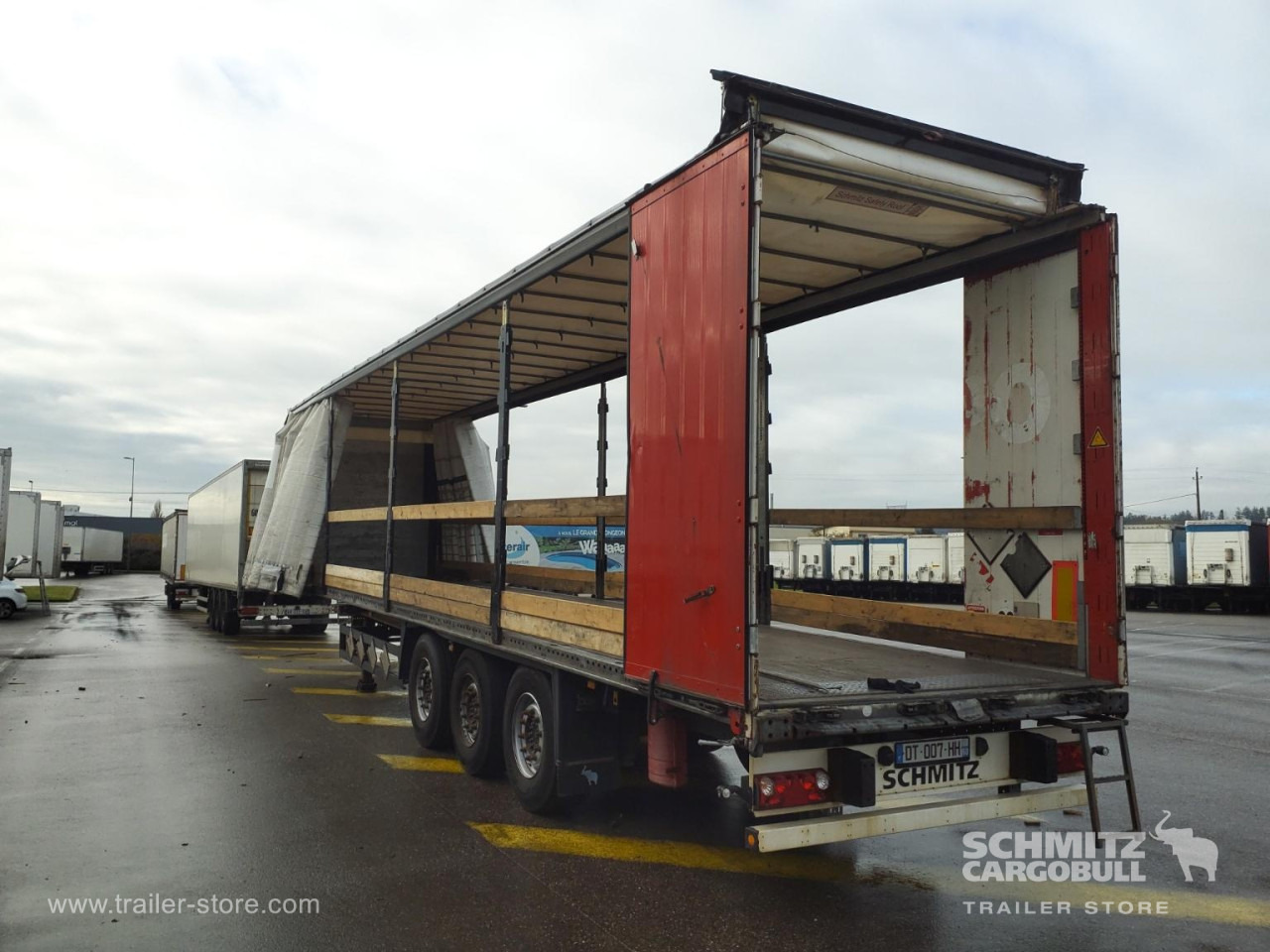 SCHMITZ Curtainsider Standard - Kapelltrailer: bild 3 SCHMITZ Curtainsider Standard - Kapelltrailer: bild 3